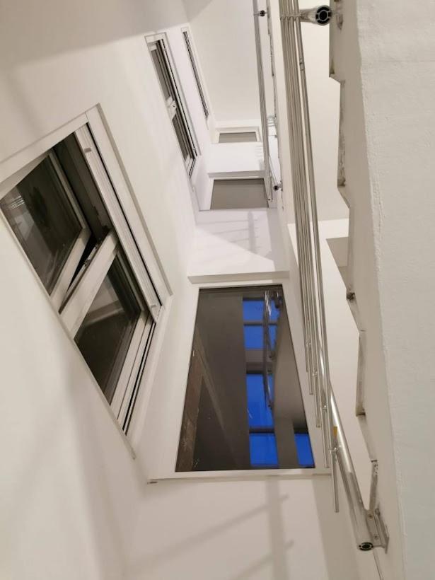 מוסטר Apartman Square מראה חיצוני תמונה